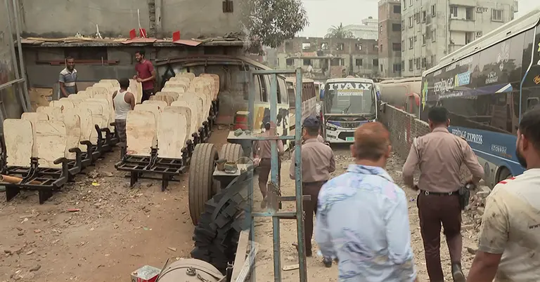 মোটরযান ওয়ার্কশপে ডিএমপির অভিযান
